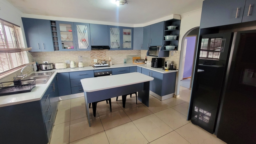3 Bedroom Property for Sale in Mandalay Western Cape